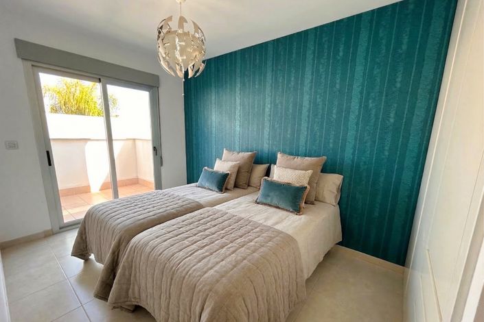 Image No.2-3 Bed Villa for sale
