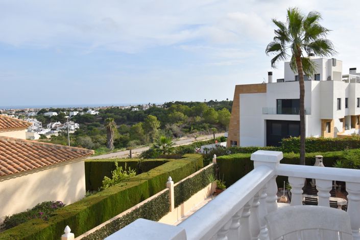 Image No.20-6 Bed Villa for sale