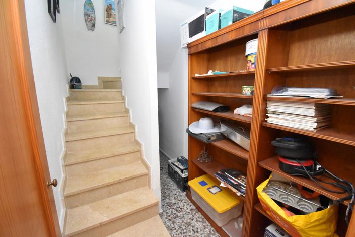 Image No.21-6 Bed Villa for sale