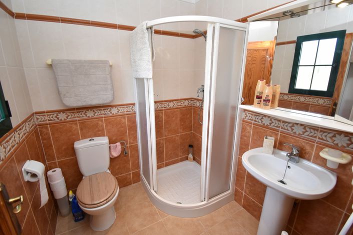 Image No.27-6 Bed Villa for sale