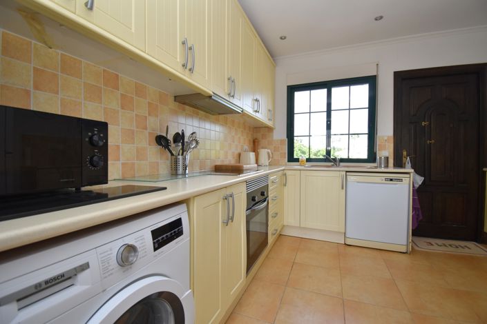 Image No.3-6 Bed Villa for sale