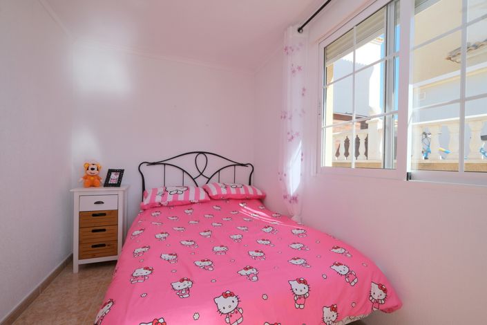 Image No.17-3 Bed Villa for sale