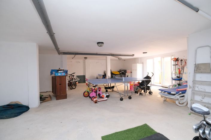 Image No.21-3 Bed Villa for sale