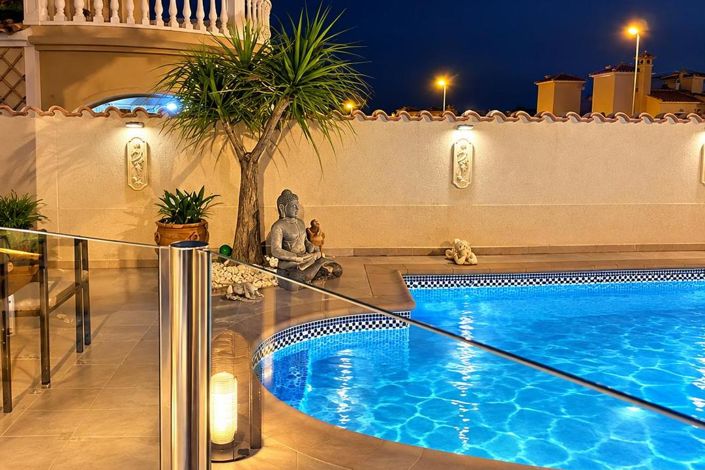 Image No.24-3 Bed Villa for sale