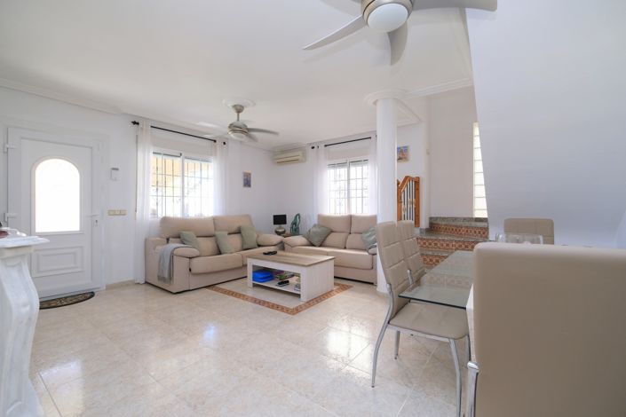 Image No.5-3 Bed Villa for sale