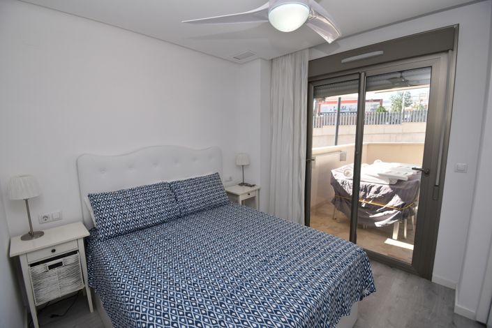 Image No.10-2 Bed Property for sale