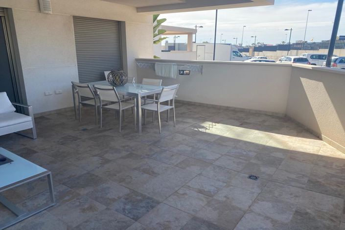 Image No.19-2 Bed Property for sale