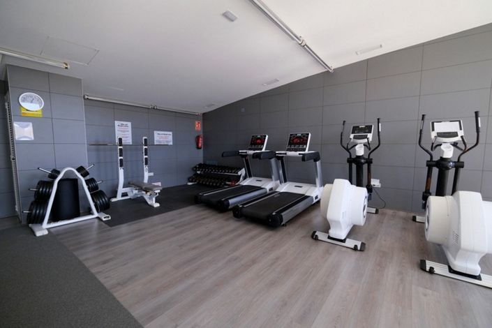 Image No.21-2 Bed Property for sale