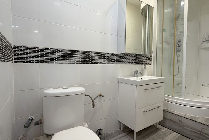 Image No.29-3 Bed Villa for sale