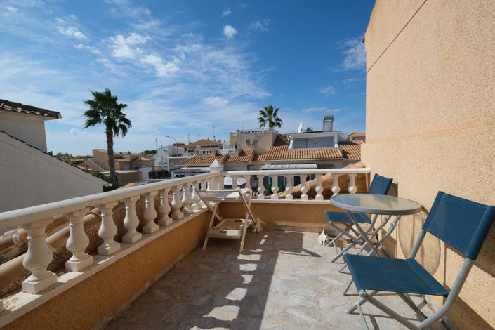 Image No.17-2 Bed Villa for sale