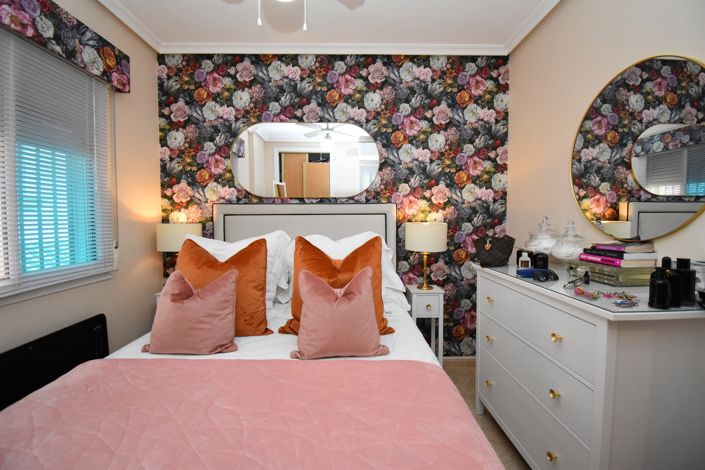 Image No.18-3 Bed Townhouse for sale