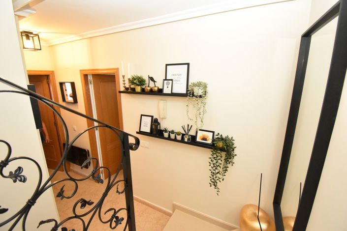 Image No.22-3 Bed Townhouse for sale