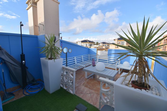 Image No.24-3 Bed Townhouse for sale