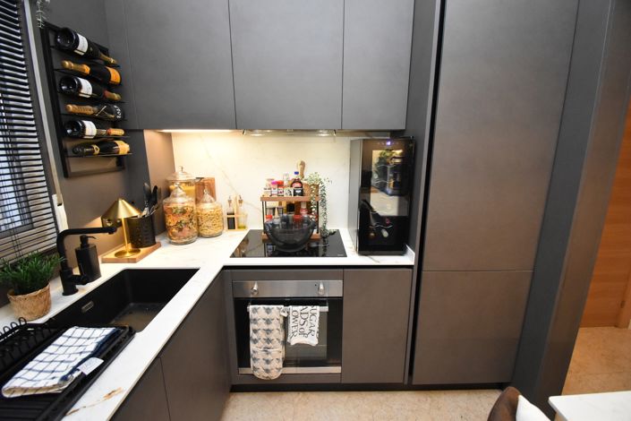 Image No.8-3 Bed Townhouse for sale