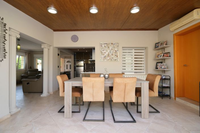 Image No.11-3 Bed Villa for sale