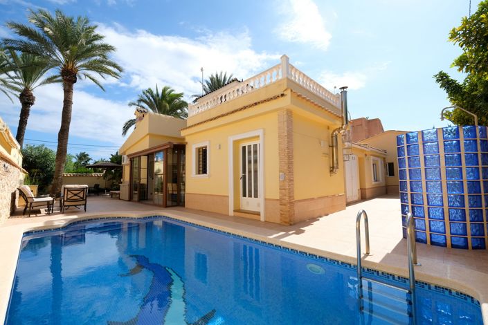 Image No.2-3 Bed Villa for sale