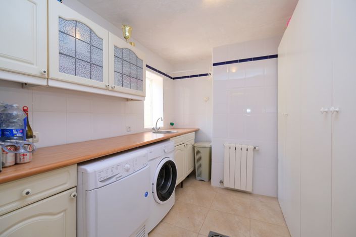 Image No.24-3 Bed Villa for sale