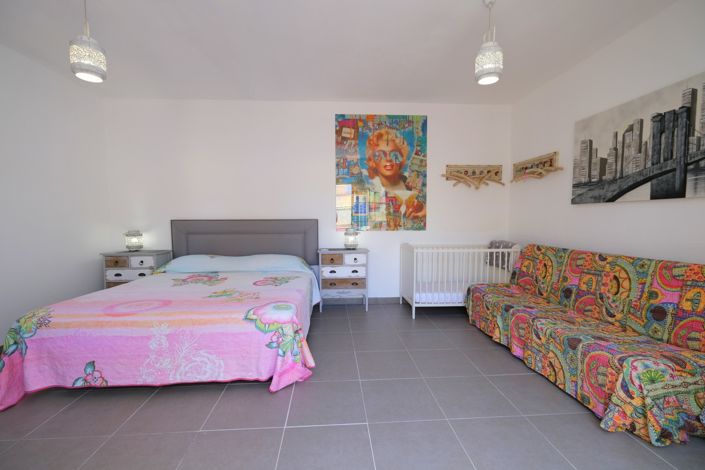 Image No.27-3 Bed Villa for sale