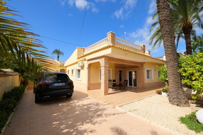 Image No.3-3 Bed Villa for sale