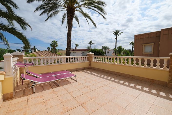 Image No.30-3 Bed Villa for sale