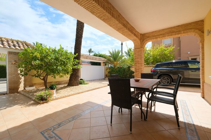 Image No.42-3 Bed Villa for sale