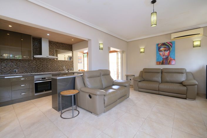 Image No.6-3 Bed Villa for sale