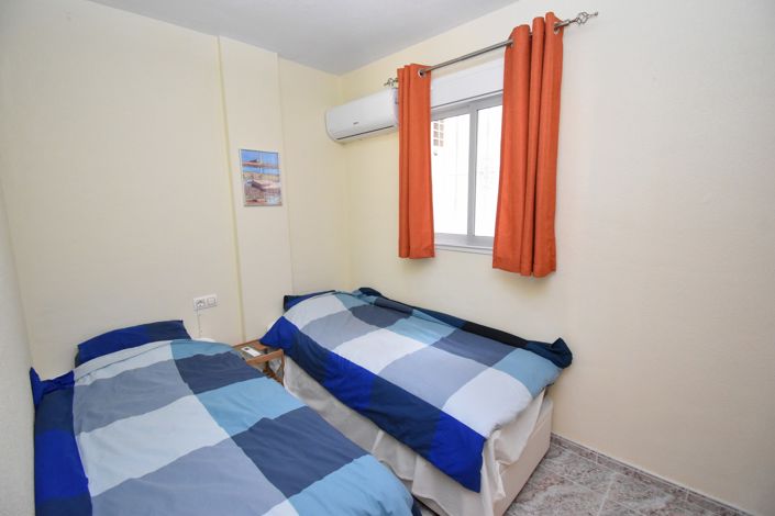 Image No.11-Propriété de 2 chambres à vendre