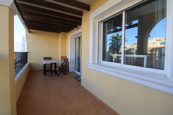 Image No.17-2 Bed Property for sale
