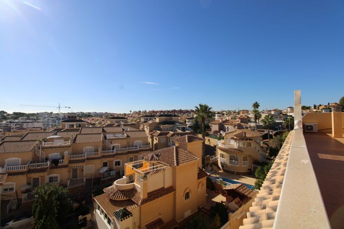 Image No.22-2 Bed Property for sale
