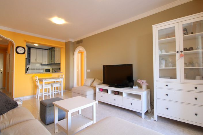 Image No.9-2 Bed Property for sale