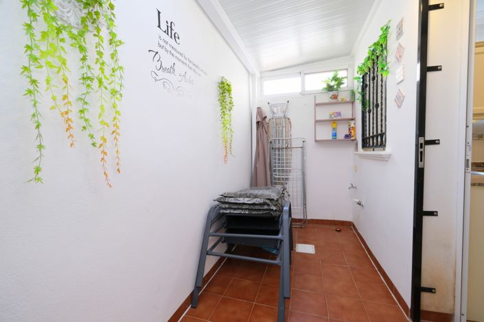 Image No.10-2 Bed Townhouse for sale