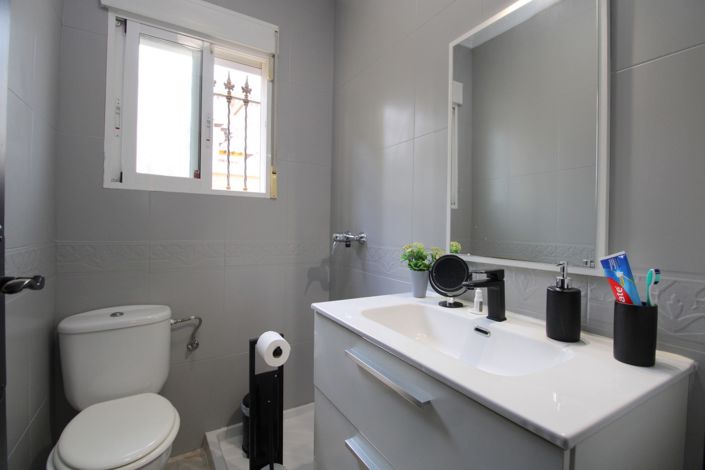 Image No.4-3 Bed Villa for sale