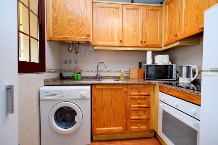 Image No.8-1 Bed Property for sale