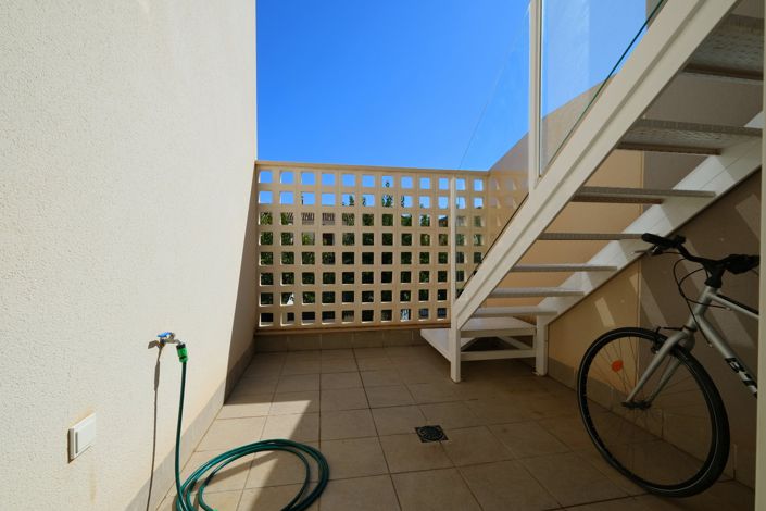 Image No.22-3 Bed Townhouse for sale