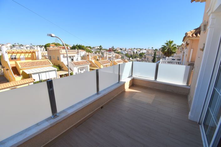 Image No.15-3 Bed Villa for sale