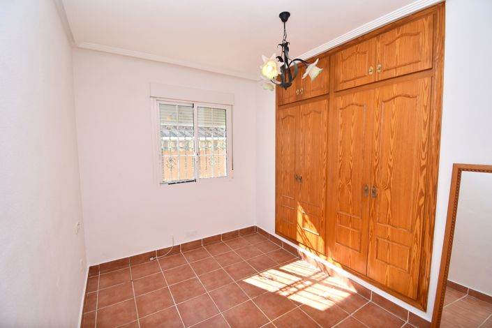 Image No.19-3 Bed Villa for sale