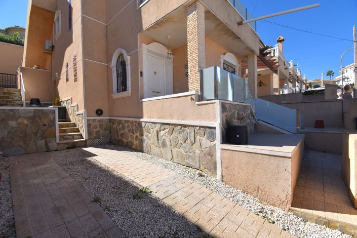 Image No.27-3 Bed Villa for sale