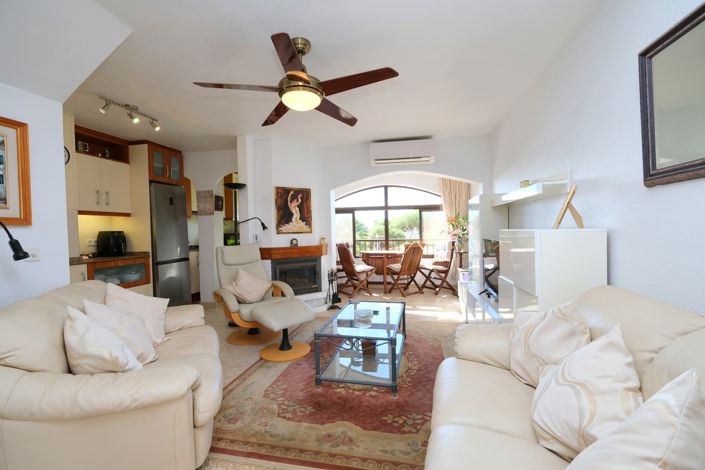 Image No.4-2 Bed Property for sale