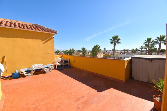 Image No.19-2 Bed Property for sale