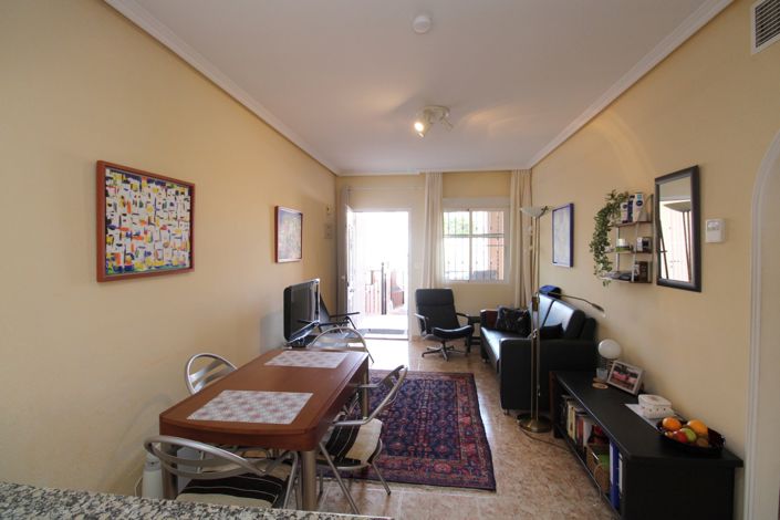 Image No.11-2 Bed Property for sale