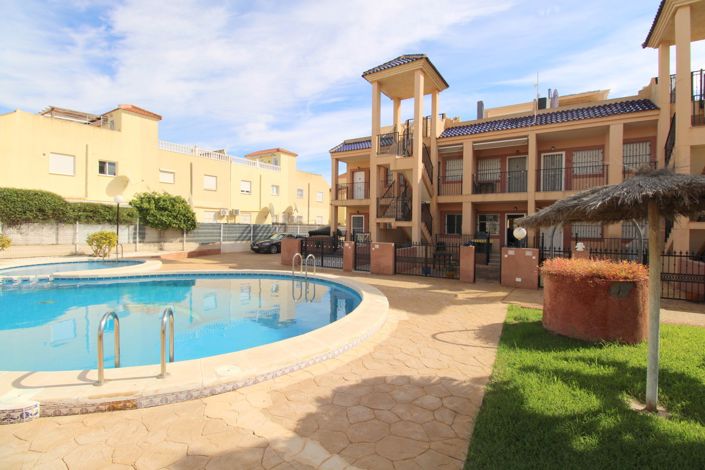 Image No.5-2 Bed Property for sale