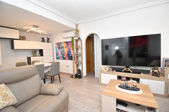 Image No.10-2 Bed Townhouse for sale