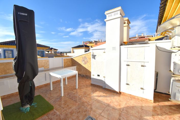 Image No.23-2 Bed Townhouse for sale