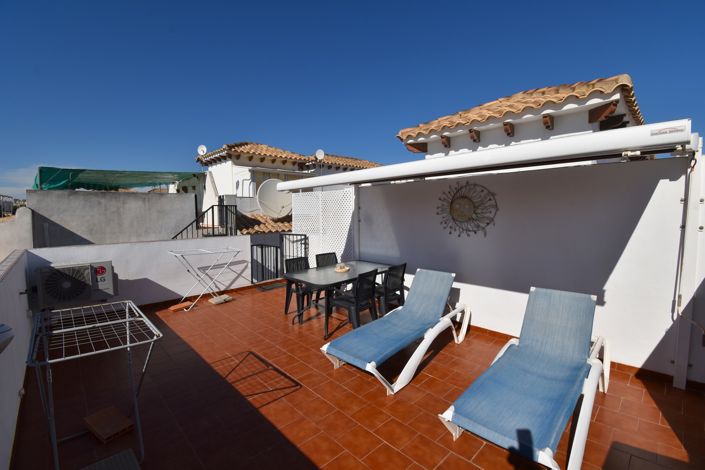 Image No.18-2 Bed Property for sale