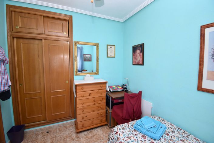 Image No.9-2 Bed Property for sale