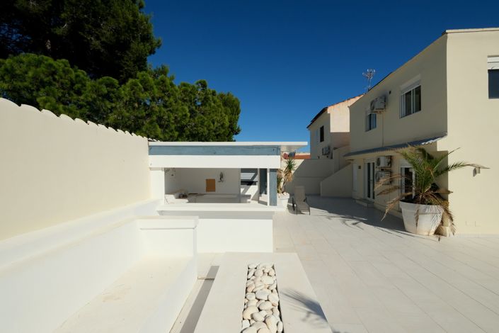 Image No.19-3 Bed Villa for sale
