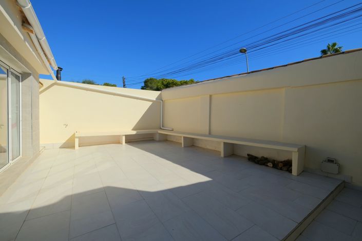 Image No.28-3 Bed Villa for sale