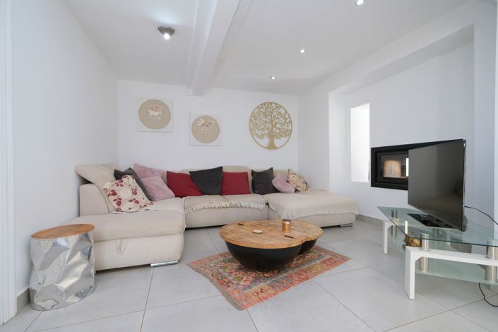 Image No.5-3 Bed Villa for sale