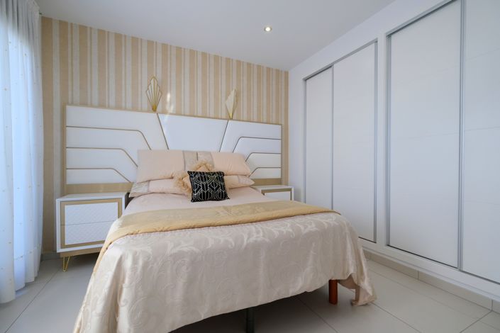 Image No.17-3 Bed Villa for sale