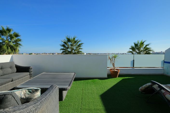 Image No.19-3 Bed Villa for sale